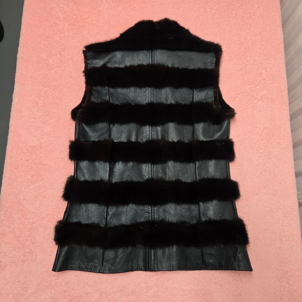 Black Fur Panel Zip Front Sleeveless Vest Women's Size S/M Material Unknown - Picture 11 of 15